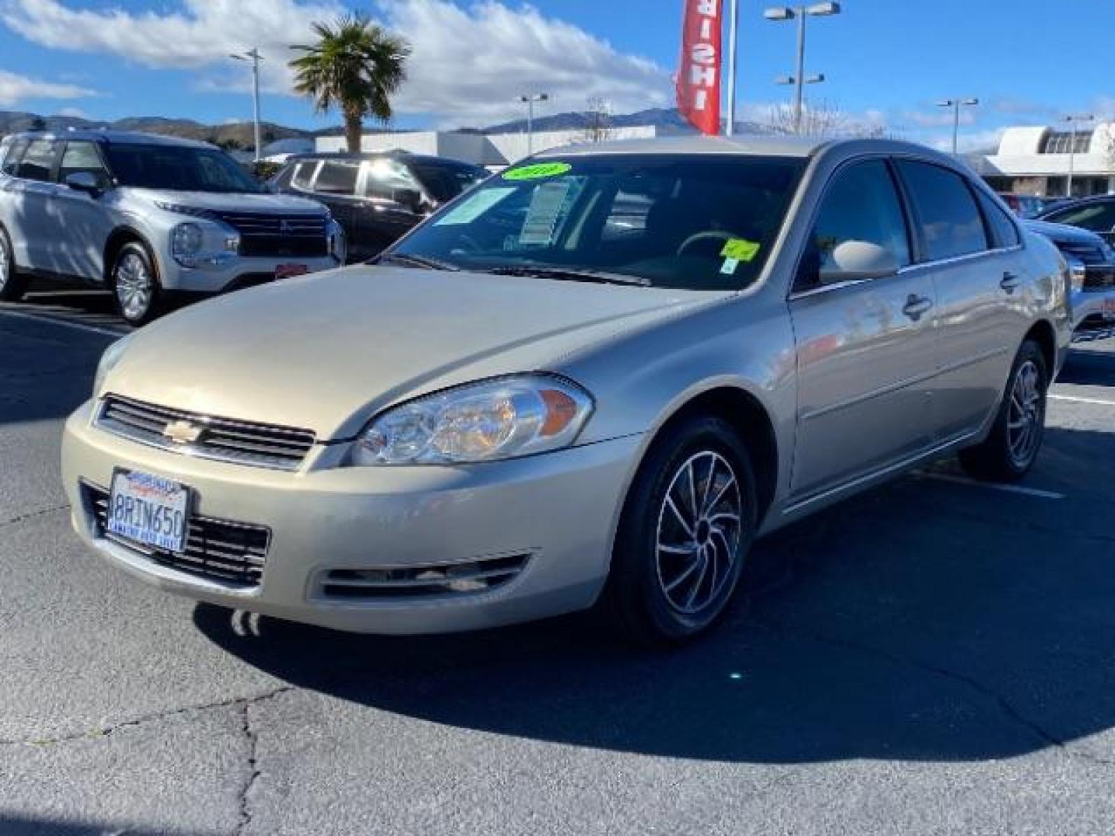 2010 GOLD Chevrolet Impala (2G1WA5EN9A1) with an 6-Cyl 3.5 Liter engine, Automatic 4-Spd w/Overdrive transmission, located at 412 Auto Vista Drive, Palmdale, CA, 93551, (661) 945-0620, 34.592636, -118.136681 - Photo #2