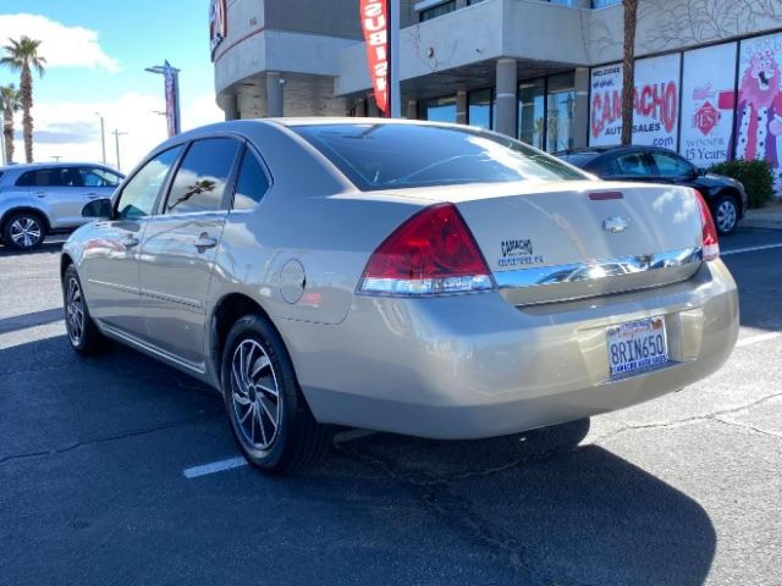 2010 GOLD Chevrolet Impala (2G1WA5EN9A1) with an 6-Cyl 3.5 Liter engine, Automatic 4-Spd w/Overdrive transmission, located at 412 Auto Vista Drive, Palmdale, CA, 93551, (661) 945-0620, 34.592636, -118.136681 - Photo #4
