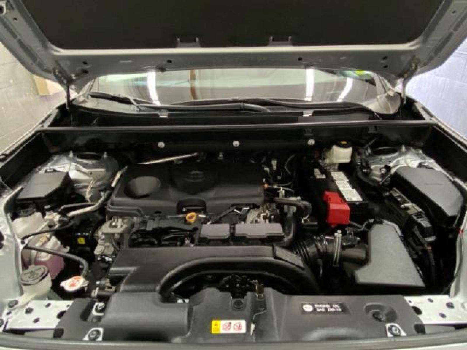 2021 SILVER Toyota RAV4 (2T3H1RFV0MC) with an 4-Cyl 2.5 Liter engine, Automatic 8-Spd w/Direct transmission, located at 412 Auto Vista Drive, Palmdale, CA, 93551, (661) 945-0620, 34.592636, -118.136681 - Photo #16