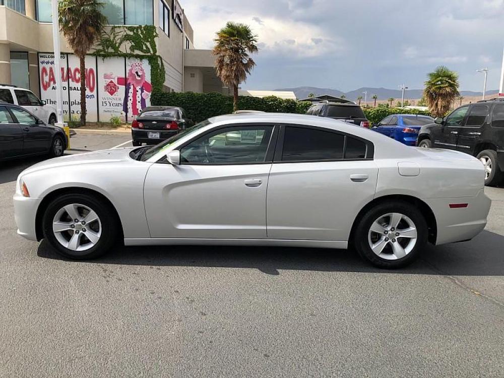 2012 SILVER Dodge Charger (2C3CDXHG7CH) with an V6 3.6 Liter engine, Automatic 8-Spd transmission, located at 412 Auto Vista Drive, Palmdale, 93551, (661) 945-0620, 34.592636, -118.136681 - Photo #5