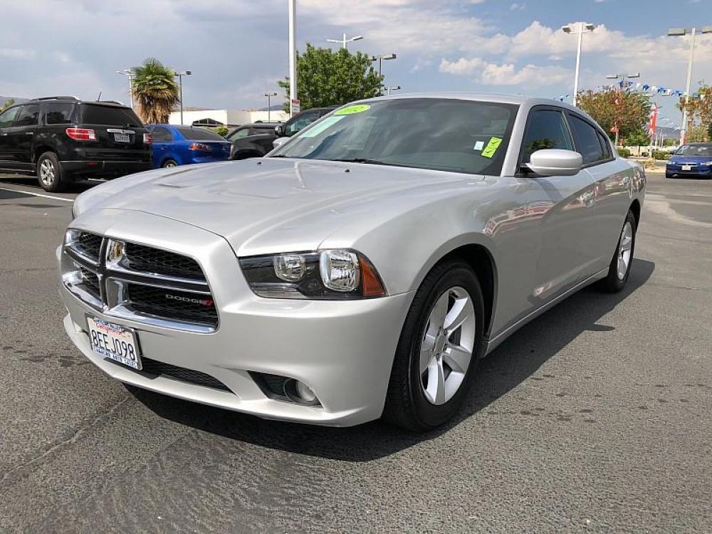 2012 SILVER Dodge Charger (2C3CDXHG7CH) with an V6 3.6 Liter engine, Automatic 8-Spd transmission, located at 412 Auto Vista Drive, Palmdale, 93551, (661) 945-0620, 34.592636, -118.136681 - Photo #6