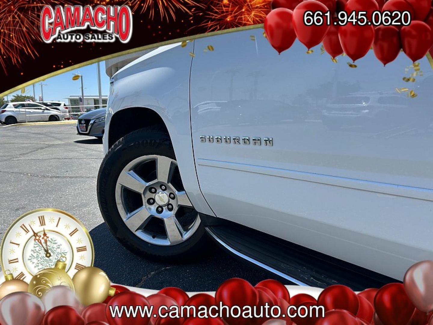 2016 WHITE Chevrolet Suburban (1GNSCJKC4GR) with an V8 EcoTec3 5.3 Liter engine, Automatic 6-Spd w/Overdrive transmission, located at 412 Auto Vista Drive, Palmdale, CA, 93551, (661) 945-0620, 34.592636, -118.136681- Photo#10