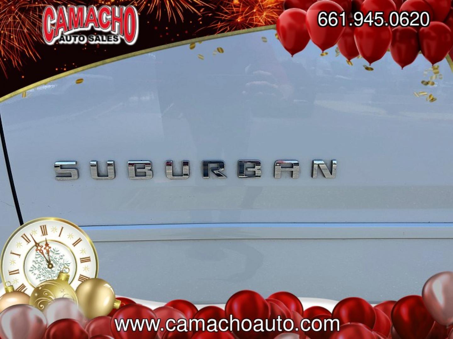 2016 WHITE Chevrolet Suburban (1GNSCJKC4GR) with an V8 EcoTec3 5.3 Liter engine, Automatic 6-Spd w/Overdrive transmission, located at 412 Auto Vista Drive, Palmdale, CA, 93551, (661) 945-0620, 34.592636, -118.136681- Photo#13