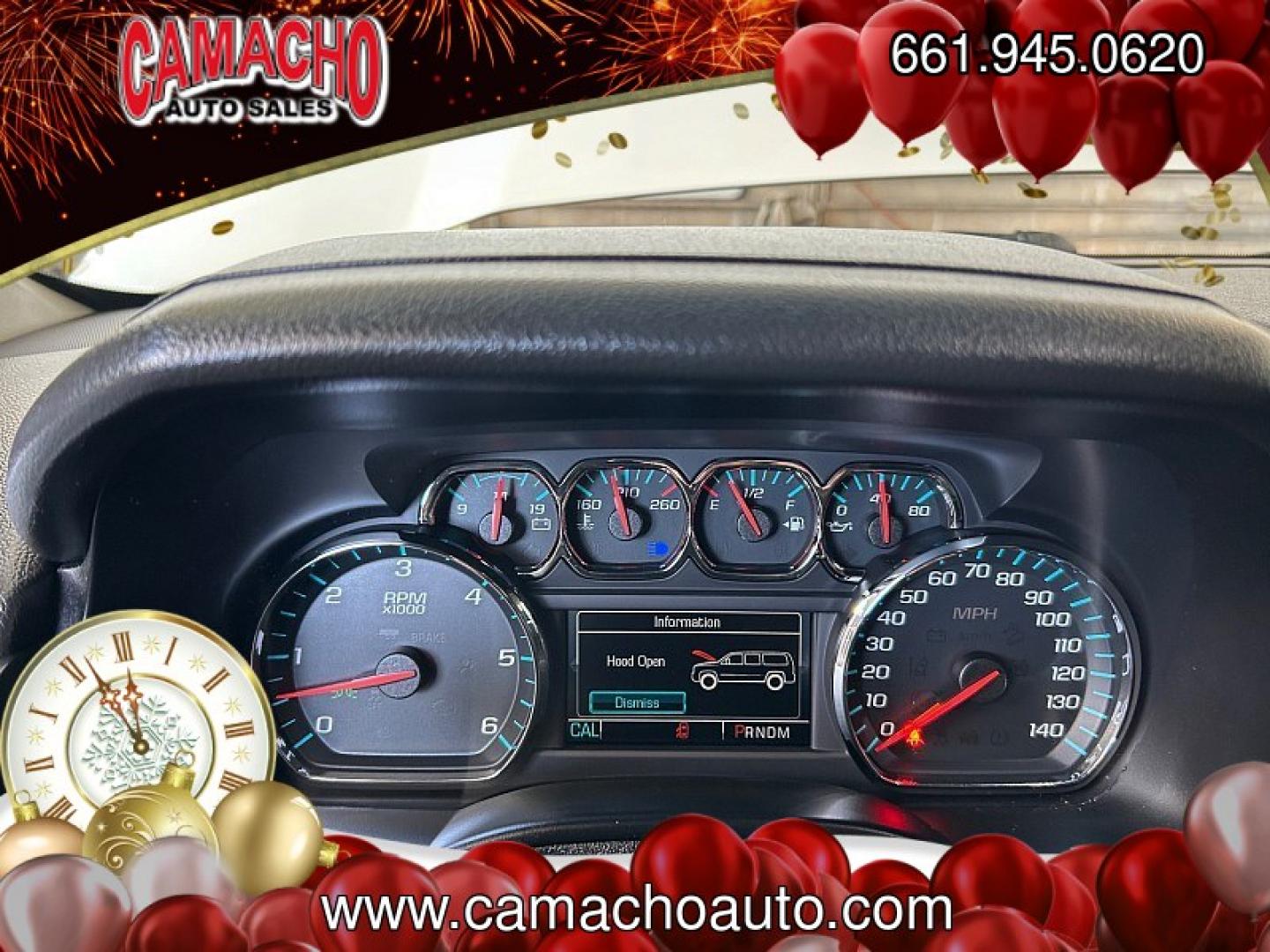 2016 WHITE Chevrolet Suburban (1GNSCJKC4GR) with an V8 EcoTec3 5.3 Liter engine, Automatic 6-Spd w/Overdrive transmission, located at 412 Auto Vista Drive, Palmdale, CA, 93551, (661) 945-0620, 34.592636, -118.136681- Photo#25