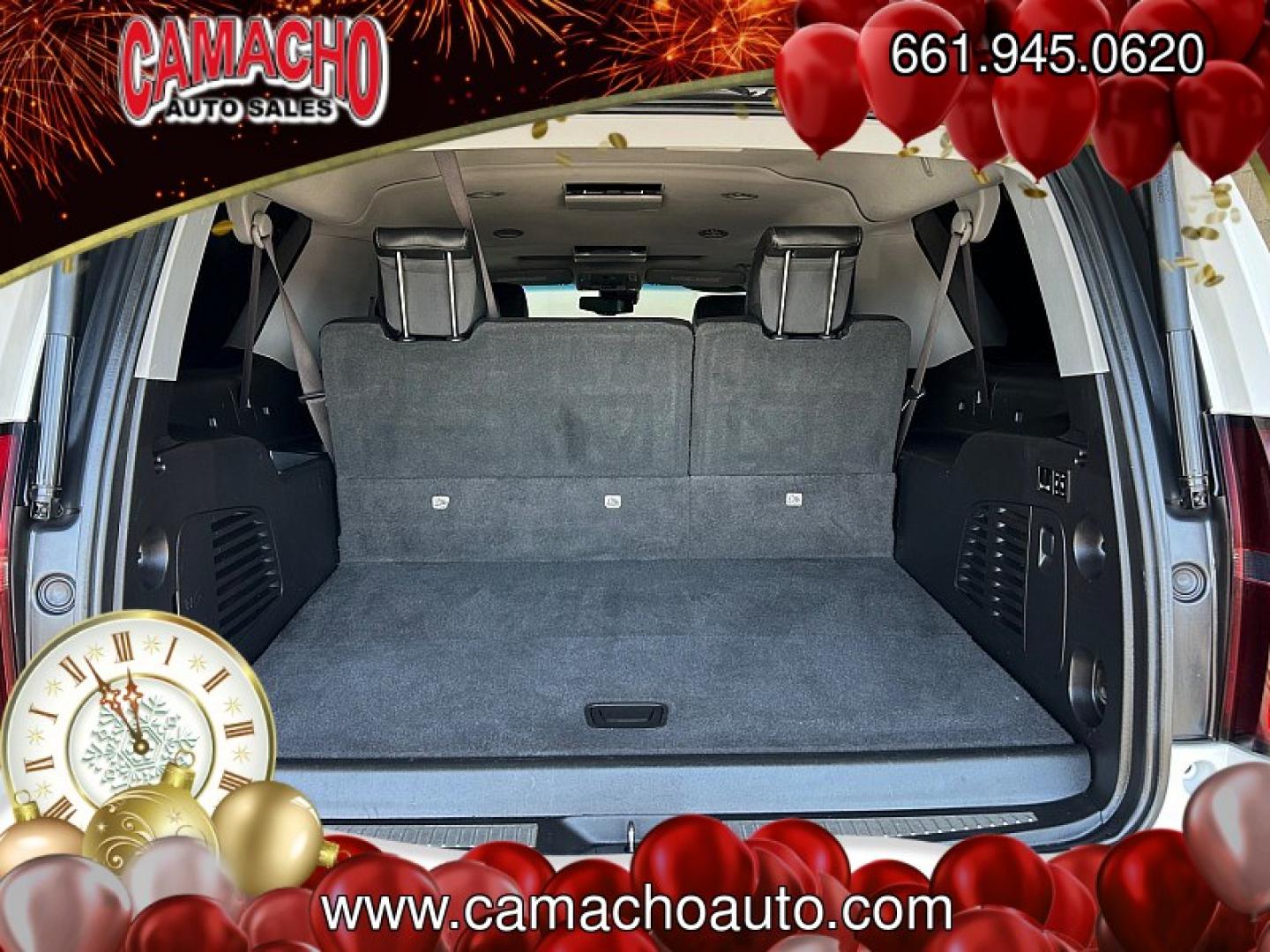 2016 WHITE Chevrolet Suburban (1GNSCJKC4GR) with an V8 EcoTec3 5.3 Liter engine, Automatic 6-Spd w/Overdrive transmission, located at 412 Auto Vista Drive, Palmdale, CA, 93551, (661) 945-0620, 34.592636, -118.136681- Photo#30