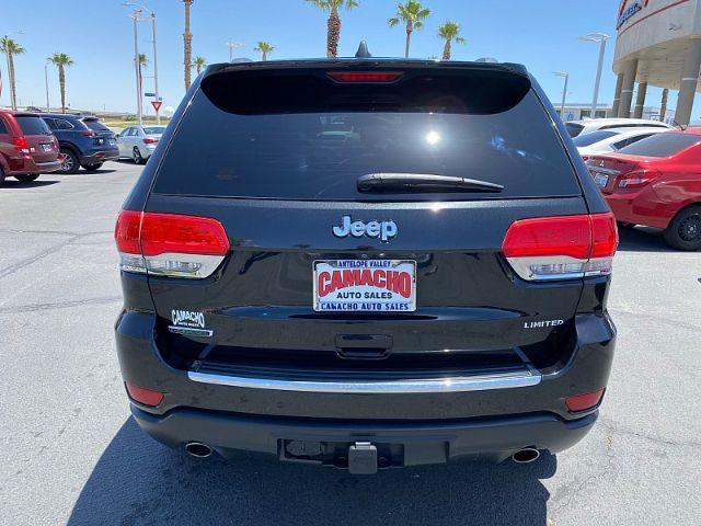 2014 Jeep Grand Cherokee (1C4RJEBM7EC) with an V6 EcoDiesel 3.0T engine, Automatic 8-Spd transmission, located at 412 Auto Vista Drive, Palmdale, 93551, (661) 945-0620, 34.592636, -118.136681 - Photo #5