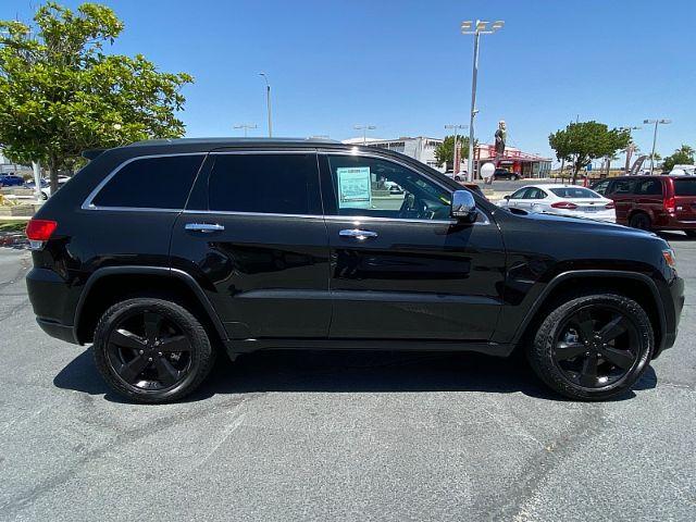 2014 Jeep Grand Cherokee (1C4RJEBM7EC) with an V6 EcoDiesel 3.0T engine, Automatic 8-Spd transmission, located at 412 Auto Vista Drive, Palmdale, 93551, (661) 945-0620, 34.592636, -118.136681 - Photo #7