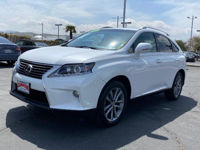 2013 WHITE Lexus RX 350 (2T2ZK1BA9DC) with an V6 3.5 Liter engine, Auto 6-Spd w/Multi-Mode transmission, located at 412 Auto Vista Drive, Palmdale, 93551, (661) 945-0620, 34.592636, -118.136681 - Photo #2