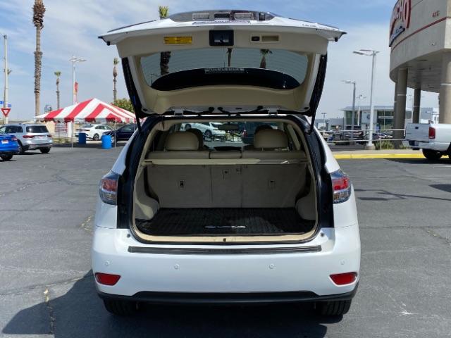 2013 WHITE Lexus RX 350 (2T2ZK1BA9DC) with an V6 3.5 Liter engine, Auto 6-Spd w/Multi-Mode transmission, located at 412 Auto Vista Drive, Palmdale, 93551, (661) 945-0620, 34.592636, -118.136681 - Photo #8