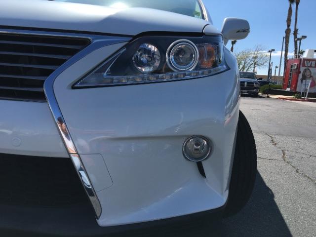 2013 WHITE Lexus RX 350 (2T2ZK1BA9DC) with an V6 3.5 Liter engine, Auto 6-Spd w/Multi-Mode transmission, located at 412 Auto Vista Drive, Palmdale, 93551, (661) 945-0620, 34.592636, -118.136681 - Photo #11