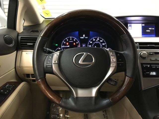 2013 WHITE Lexus RX 350 (2T2ZK1BA9DC) with an V6 3.5 Liter engine, Auto 6-Spd w/Multi-Mode transmission, located at 412 Auto Vista Drive, Palmdale, 93551, (661) 945-0620, 34.592636, -118.136681 - Photo #22