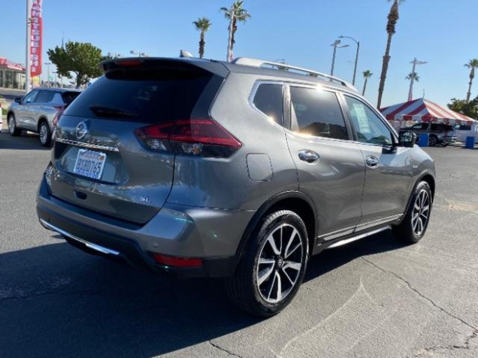 2020 GRAY Nissan Rogue (5N1AT2MT3LC) with an 4-Cyl 2.5 Liter engine, Automatic CVT w/Xtronic transmission, located at 412 Auto Vista Drive, Palmdale, CA, 93551, (661) 945-0620, 34.592636, -118.136681 - Photo #6