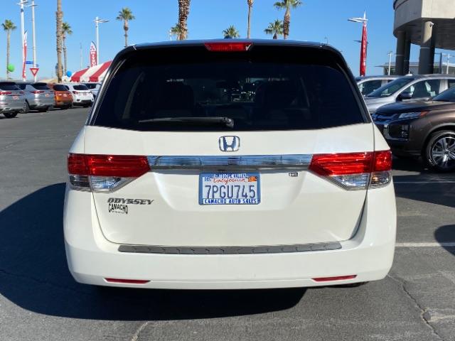 2016 WHITE Honda Odyssey (5FNRL5H67GB) with an V6 i-VTEC 3.5 Liter engine, Automatic 6-Spd transmission, located at 412 Auto Vista Drive, Palmdale, 93551, (661) 945-0620, 34.592636, -118.136681 - Photo #6