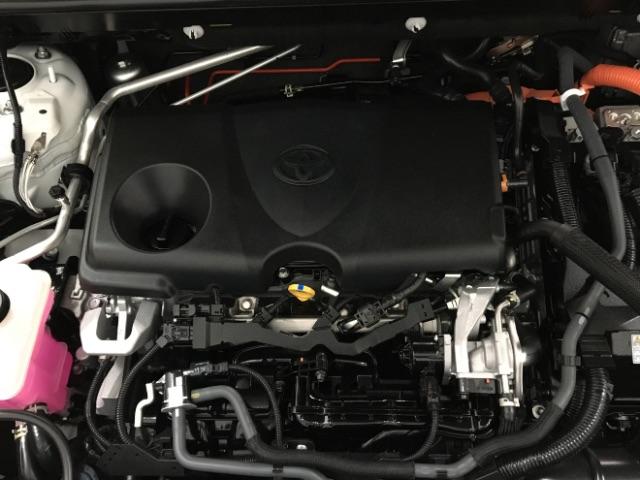 2021 WHITE Toyota RAV4 (JTME6RFV7MJ) with an 4-Cyl Hybrid 2.5 Liter engine, Automatic ECVT transmission, located at 412 Auto Vista Drive, Palmdale, 93551, (661) 945-0620, 34.592636, -118.136681 - Photo #34