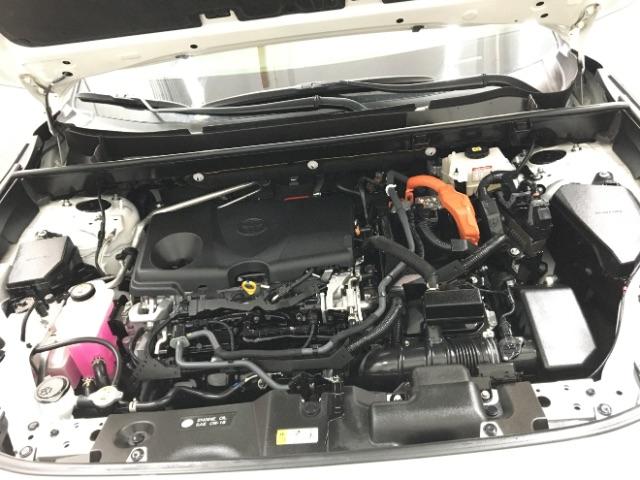 2021 WHITE Toyota RAV4 (JTME6RFV7MJ) with an 4-Cyl Hybrid 2.5 Liter engine, Automatic ECVT transmission, located at 412 Auto Vista Drive, Palmdale, 93551, (661) 945-0620, 34.592636, -118.136681 - Photo #35