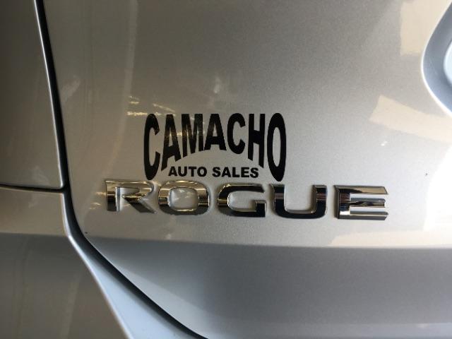 2020 silver Nissan Rogue (KNMAT2MT3LP) with an 4-Cyl 2.5 Liter engine, Automatic CVT w/Xtronic transmission, located at 412 Auto Vista Drive, Palmdale, 93551, (661) 945-0620, 34.592636, -118.136681 - Photo #31