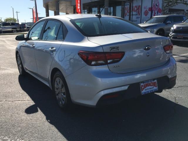 2020 SILVER Kia Rio (3KPA24AD2LE) with an 4-Cyl 1.6 Liter engine, Automatic IVT transmission, located at 412 Auto Vista Drive, Palmdale, 93551, (661) 945-0620, 34.592636, -118.136681 - Photo #4