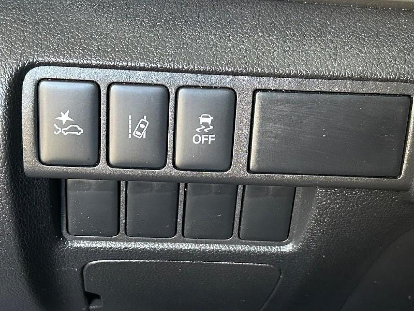 2023 Mitsubishi Eclipse Cross (JA4ATVAA0PZ) with an 4-Cyl Turbo 1.5 Liter engine, Automatic CVT w/Sport Mode transmission, located at 412 Auto Vista Drive, Palmdale, CA, 93551, (661) 945-0620, 34.592636, -118.136681 - Photo#25