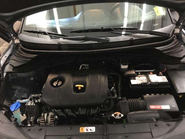2021 GRAY Kia Soul (KNDJ23AU2M7) with an 4-Cyl 2.0 Liter engine, Automatic i-VT transmission, located at 412 Auto Vista Drive, Palmdale, 93551, (661) 945-0620, 34.592636, -118.136681 - Photo #13