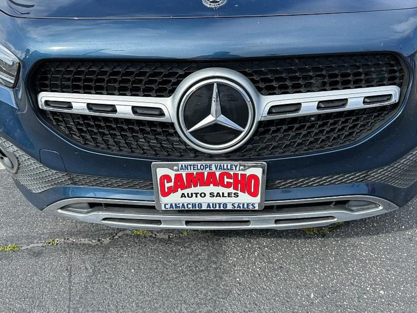 2021 BLUE Mercedes-Benz GLA (W1N4N4GB6MJ) with an 4-Cyl Turbo 2.0 Liter engine, Automatic 8-Spd DCT transmission, located at 412 Auto Vista Drive, Palmdale, CA, 93551, (661) 945-0620, 34.592636, -118.136681 - Photo#4