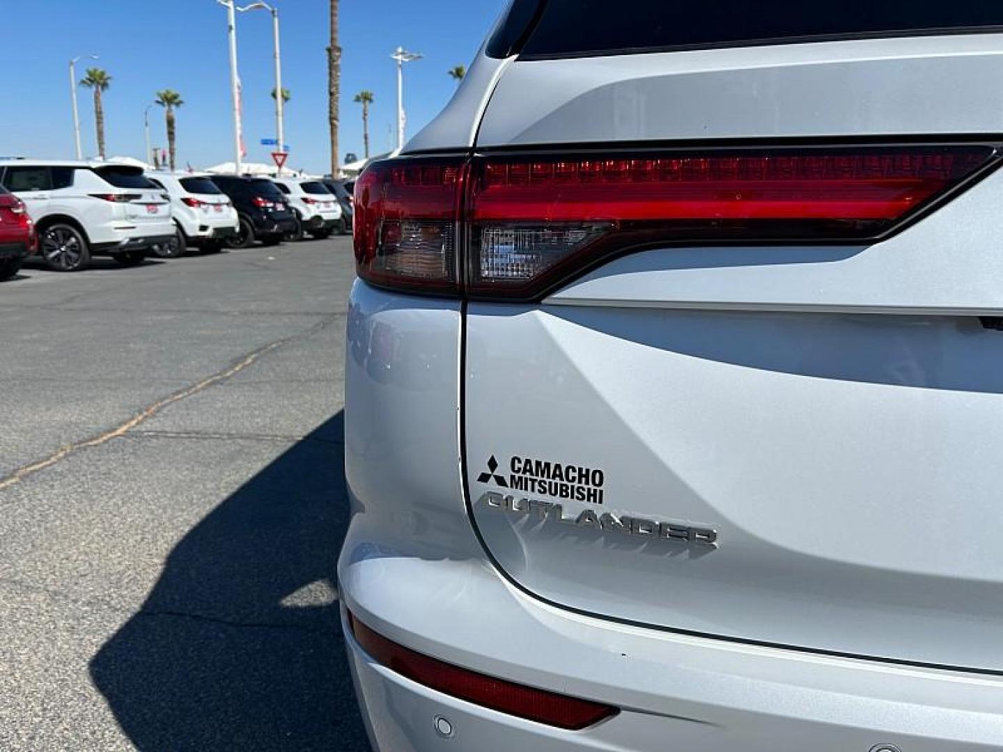 2023 WHITE Mitsubishi Outlander Plug-In Hybrid (JA4T5UA97PZ) with an 4-Cyl Hybrid 2.4 Liter engine, Automatic 1-Spd transmission, located at 412 Auto Vista Drive, Palmdale, CA, 93551, (661) 945-0620, 34.592636, -118.136681 - Photo#11