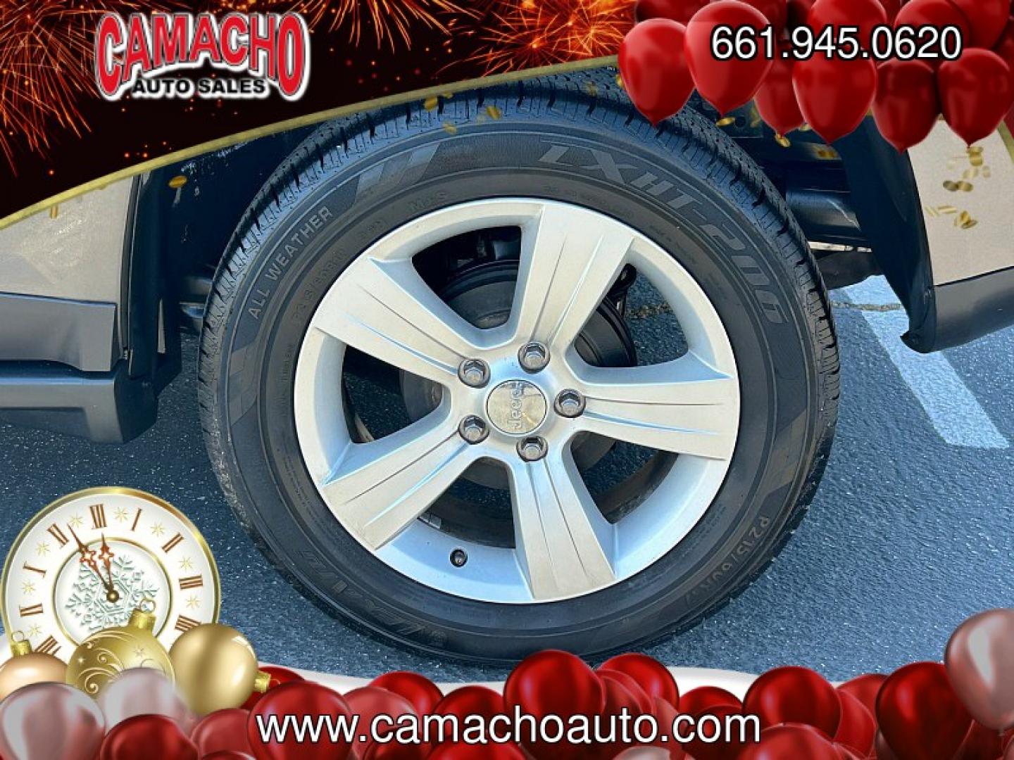 2016 Jeep Compass (1C4NJCBA5GD) with an 4-Cyl 2.0 Liter engine, located at 412 Auto Vista Drive, Palmdale, CA, 93551, (661) 945-0620, 34.592636, -118.136681 - Photo#13