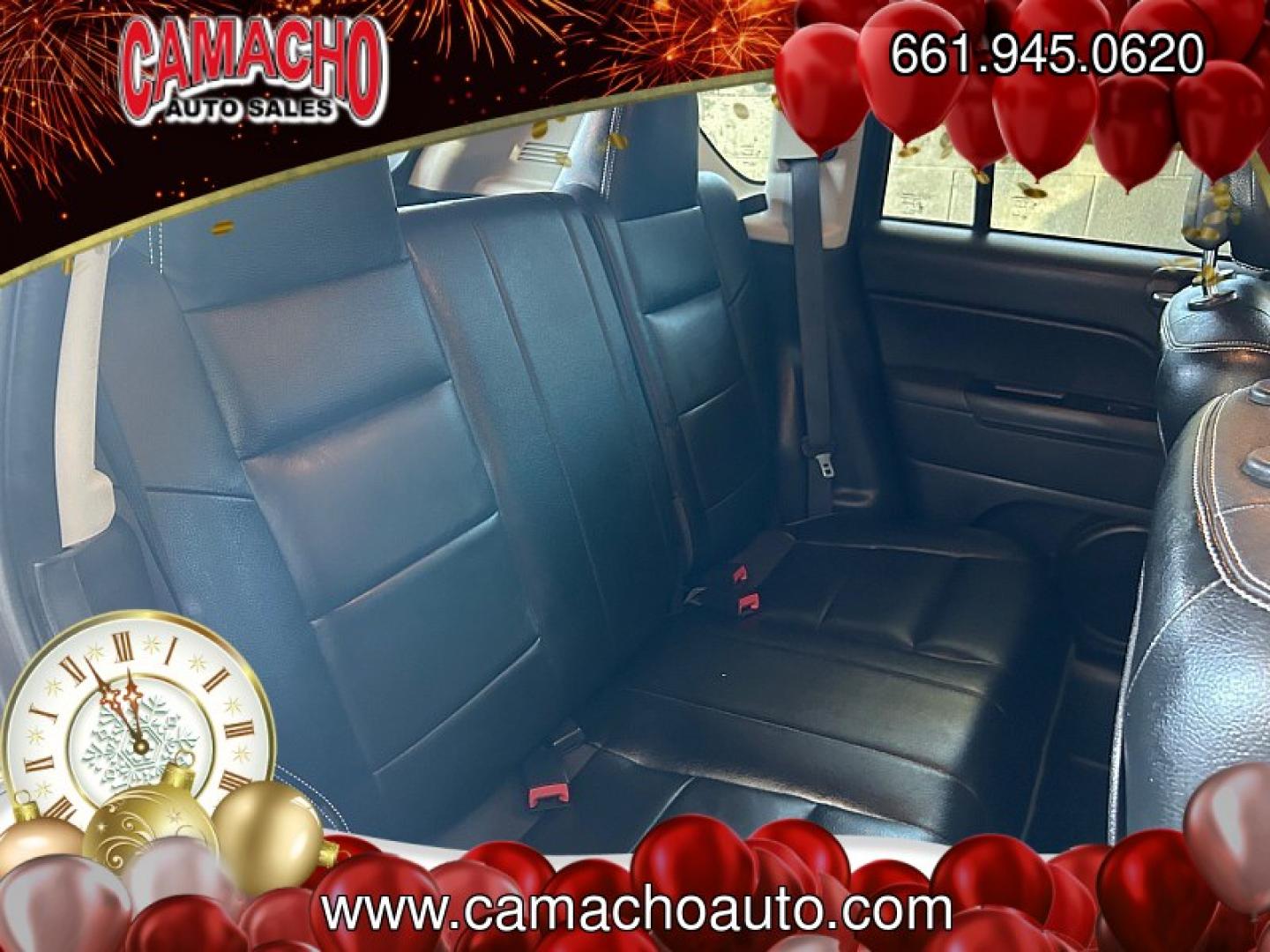 2016 Jeep Compass (1C4NJCBA5GD) with an 4-Cyl 2.0 Liter engine, located at 412 Auto Vista Drive, Palmdale, CA, 93551, (661) 945-0620, 34.592636, -118.136681 - Photo#26