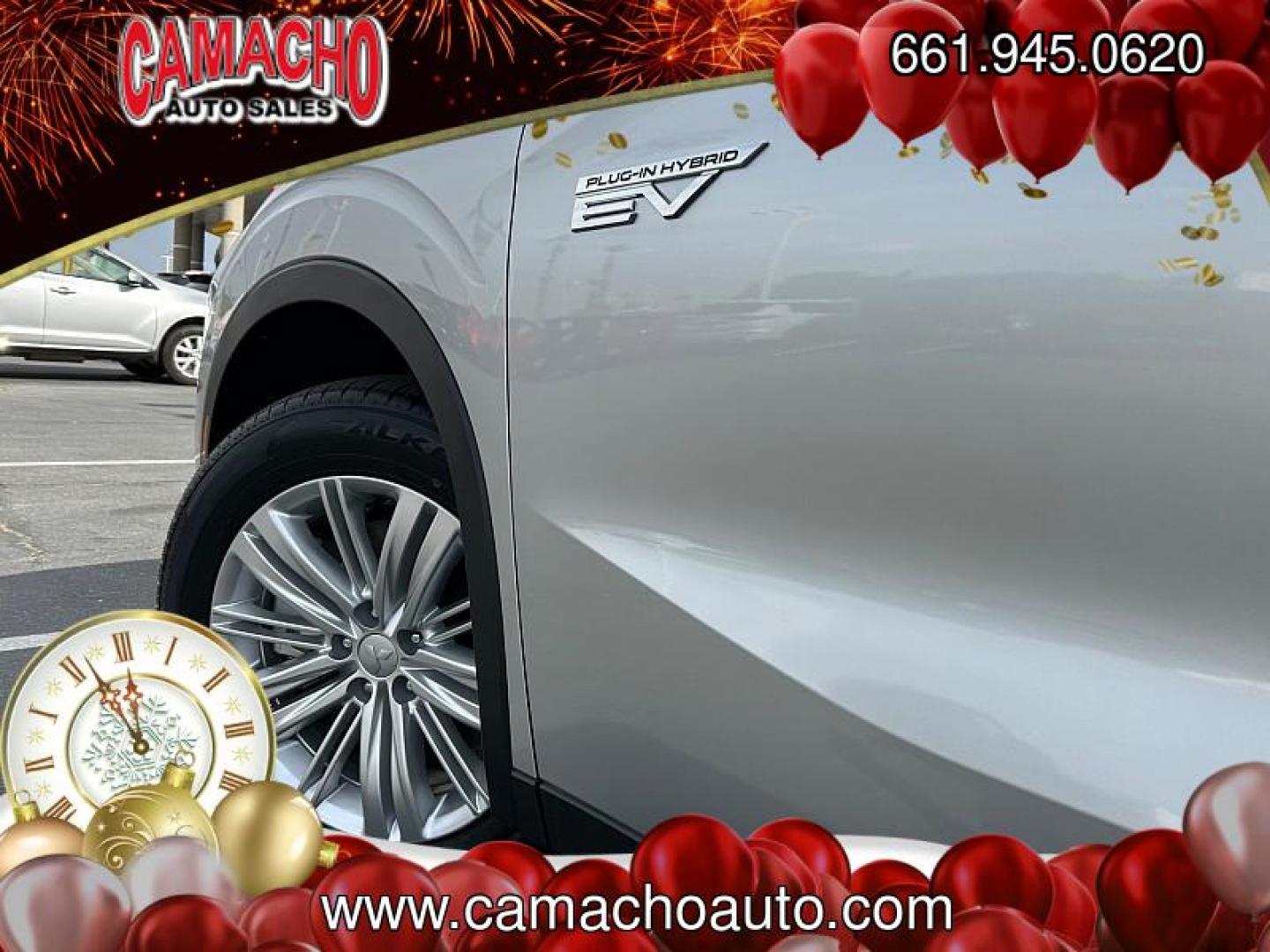 2025 SILVER Mitsubishi Outlander Plug-In Hybrid (JA4T5UA9XSZ) with an 4-Cyl Hybrid 2.4 Liter engine, Automatic 1-Spd transmission, located at 412 Auto Vista Drive, Palmdale, CA, 93551, (661) 945-0620, 34.592636, -118.136681- Photo#6