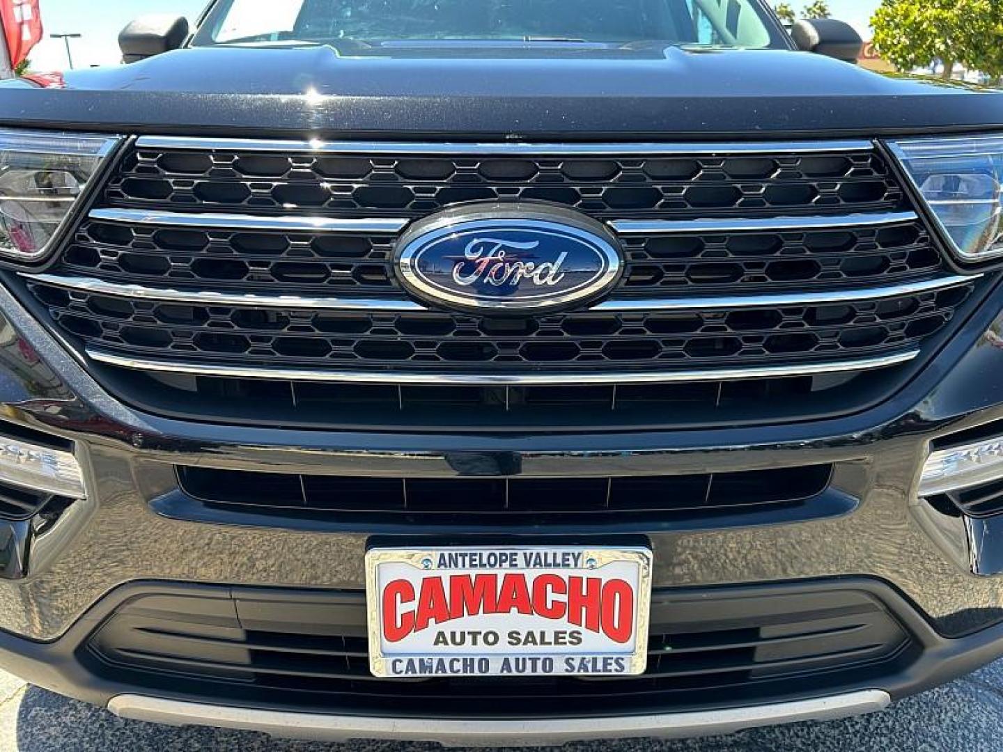 2024 BLACK Ford Explorer (1FMSK7DH1RG) with an 4-Cyl EcoBoost Turbo 2.3 Liter engine, Automatic 10-Spd transmission, located at 412 Auto Vista Drive, Palmdale, CA, 93551, (661) 945-0620, 34.592636, -118.136681 - Photo#8