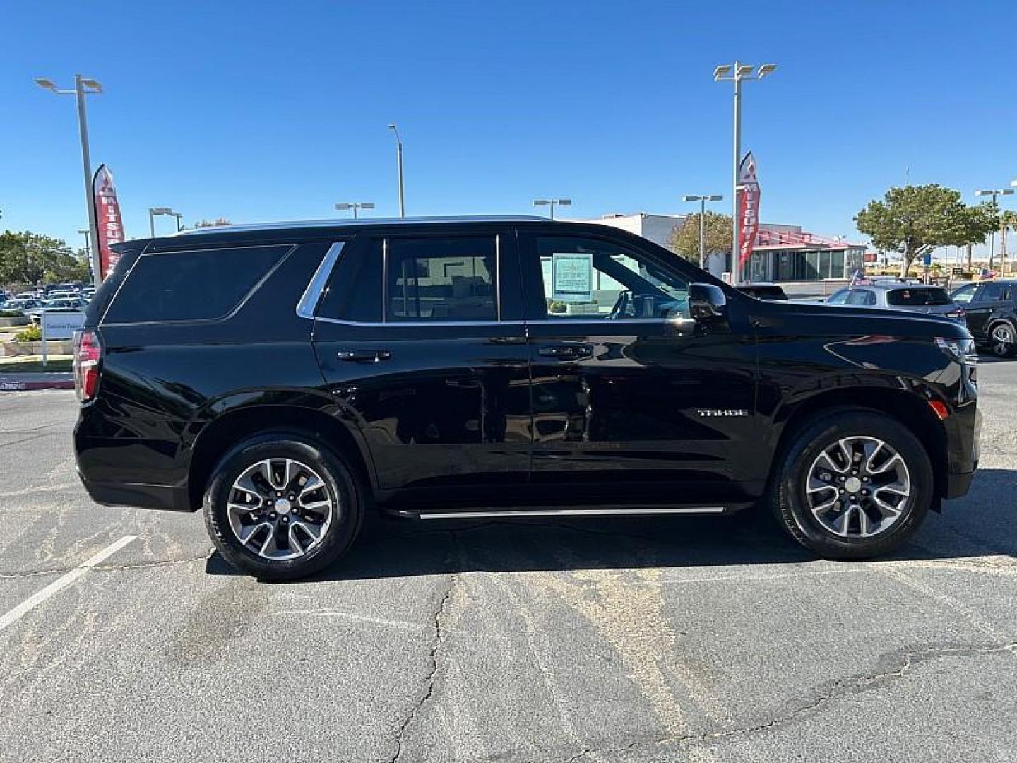 2024 BLACK Chevrolet Tahoe (1GNSCNKDXRR) with an 8-Cyl 5.3 Liter engine, Automatic 10-Spd transmission, located at 412 Auto Vista Drive, Palmdale, CA, 93551, (661) 945-0620, 34.592636, -118.136681 - Photo#10