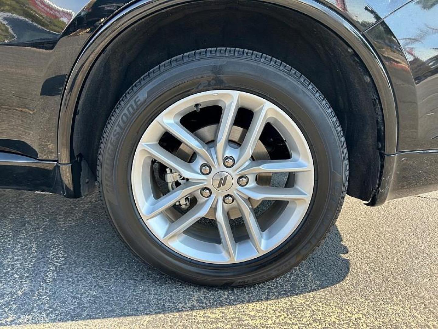 2023 BLACK Dodge Durango (1C4RDJDG7PC) with an V6 3.6 Liter engine, Automatic 8-Spd transmission, located at 412 Auto Vista Drive, Palmdale, CA, 93551, (661) 945-0620, 34.592636, -118.136681 - Photo#18