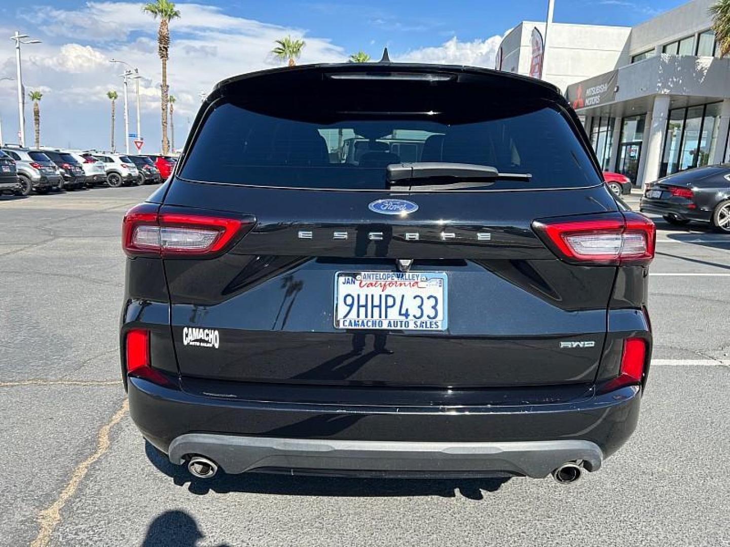 2024 BLACK Ford Escape (1FMCU9MNXRU) with an 3-Cyl EcoBoost Turbo 1.5 Liter engine, Automatic 8-Spd transmission, located at 412 Auto Vista Drive, Palmdale, CA, 93551, (661) 945-0620, 34.592636, -118.136681 - Photo#3