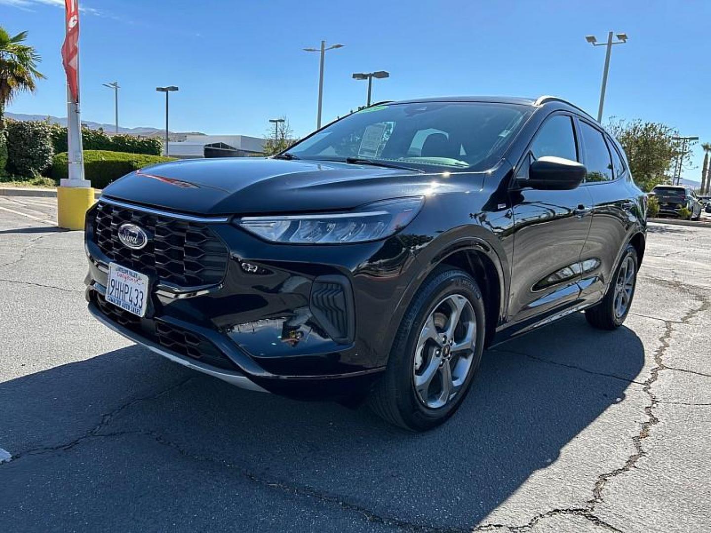 2024 BLACK Ford Escape (1FMCU9MNXRU) with an 3-Cyl EcoBoost Turbo 1.5 Liter engine, Automatic 8-Spd transmission, located at 412 Auto Vista Drive, Palmdale, CA, 93551, (661) 945-0620, 34.592636, -118.136681 - Photo#6