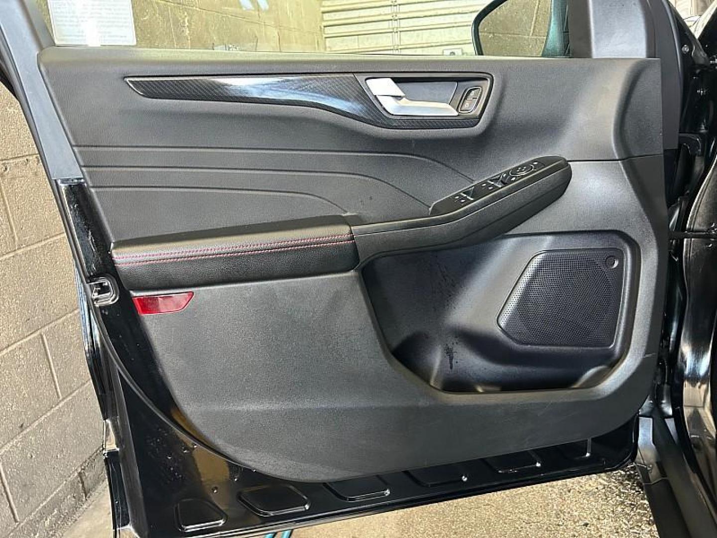 2024 BLACK Ford Escape (1FMCU9MNXRU) with an 3-Cyl EcoBoost Turbo 1.5 Liter engine, Automatic 8-Spd transmission, located at 412 Auto Vista Drive, Palmdale, CA, 93551, (661) 945-0620, 34.592636, -118.136681 - Photo#15