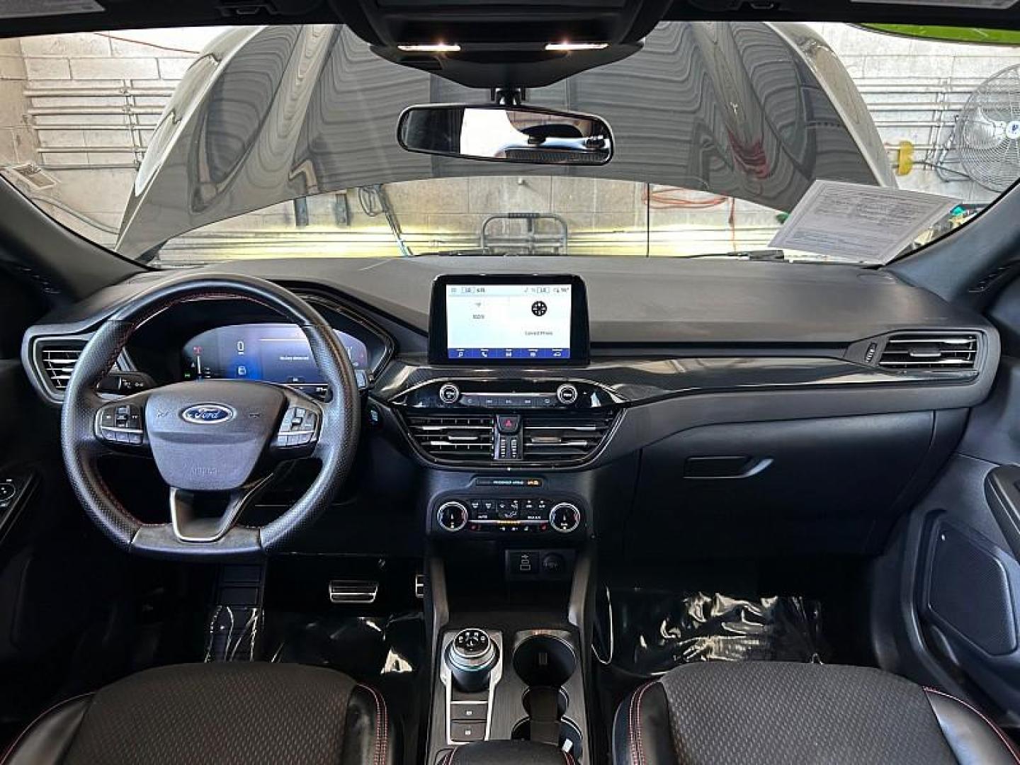 2024 BLACK Ford Escape (1FMCU9MNXRU) with an 3-Cyl EcoBoost Turbo 1.5 Liter engine, Automatic 8-Spd transmission, located at 412 Auto Vista Drive, Palmdale, CA, 93551, (661) 945-0620, 34.592636, -118.136681 - Photo#21