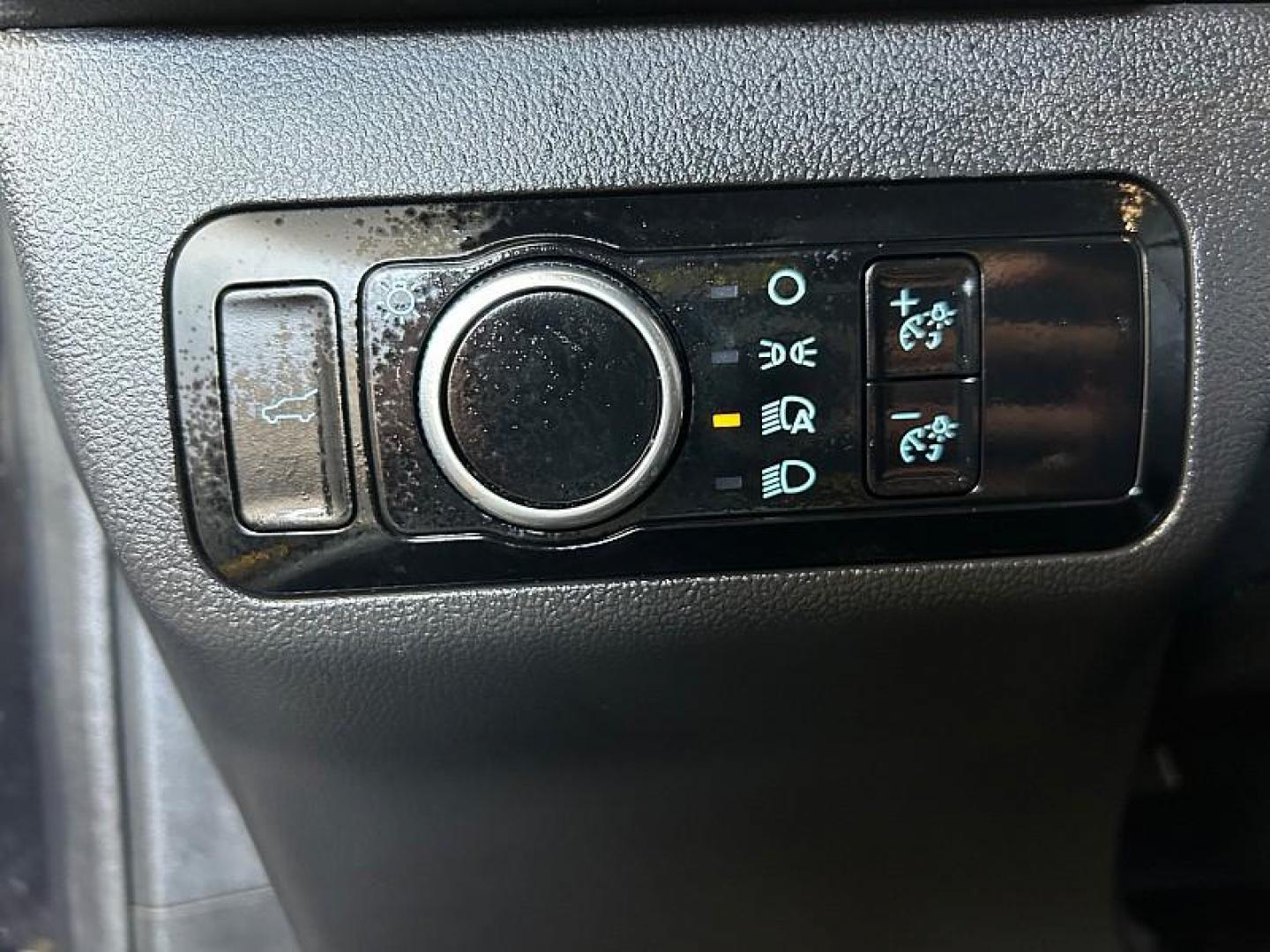 2024 BLACK Ford Escape (1FMCU9MNXRU) with an 3-Cyl EcoBoost Turbo 1.5 Liter engine, Automatic 8-Spd transmission, located at 412 Auto Vista Drive, Palmdale, CA, 93551, (661) 945-0620, 34.592636, -118.136681 - Photo#25