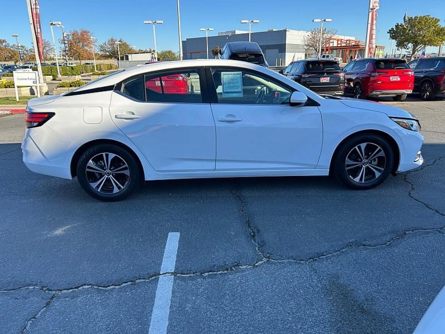 2021 WHITE Nissan Sentra (3N1AB8CV8MY) with an 4-Cyl 2.0 Liter engine, Automatic CVT w/Xtronic transmission, located at 412 Auto Vista Drive, Palmdale, CA, 93551, (661) 945-0620, 34.592636, -118.136681 - Photo#10