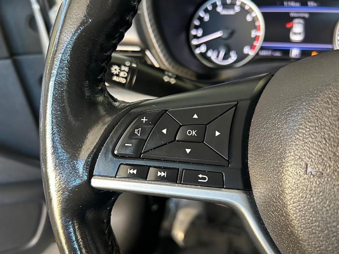 2021 WHITE Nissan Sentra (3N1AB8CV8MY) with an 4-Cyl 2.0 Liter engine, Automatic CVT w/Xtronic transmission, located at 412 Auto Vista Drive, Palmdale, CA, 93551, (661) 945-0620, 34.592636, -118.136681 - Photo#26