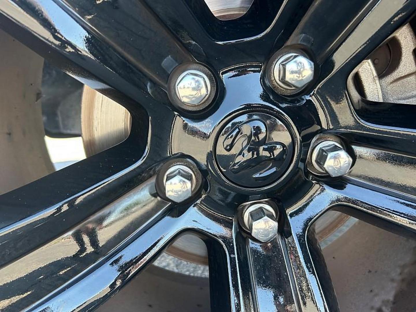 2024 WHITE Ram 1500 Classic 2WD (1C6RR6LG3RS) with an 6-Cyl 3.6 Liter engine, Automatic 8-Spd transmission, located at 412 Auto Vista Drive, Palmdale, CA, 93551, (661) 945-0620, 34.592636, -118.136681 - Photo#13