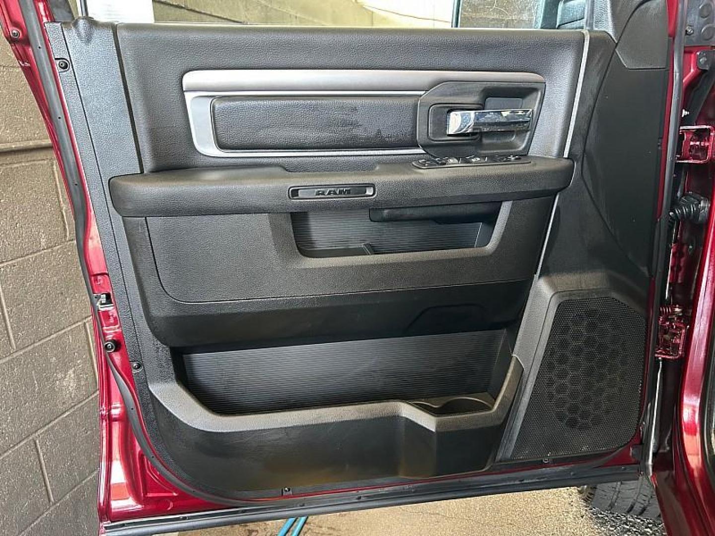 2024 RED Ram 1500 Classic 4WD (1C6RR7LG4RS) with an 6-Cyl 3.6 Liter engine, Automatic 8-Spd transmission, located at 412 Auto Vista Drive, Palmdale, CA, 93551, (661) 945-0620, 34.592636, -118.136681 - Photo#17