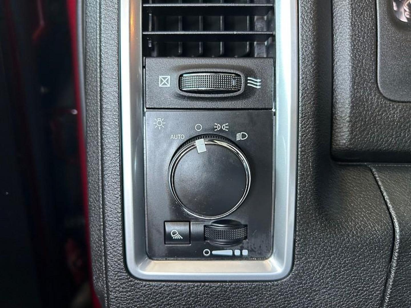 2024 RED Ram 1500 Classic 4WD (1C6RR7LG4RS) with an 6-Cyl 3.6 Liter engine, Automatic 8-Spd transmission, located at 412 Auto Vista Drive, Palmdale, CA, 93551, (661) 945-0620, 34.592636, -118.136681 - Photo#22