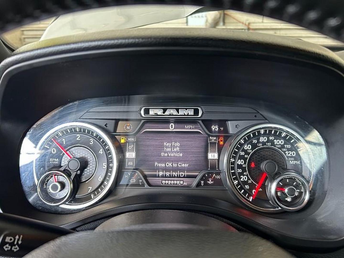 2021 SILVER Ram 1500 2WD (1C6RREFT7MN) with an 8-Cyl 5.7 Liter engine, Automatic 8-Spd transmission, located at 412 Auto Vista Drive, Palmdale, CA, 93551, (661) 945-0620, 34.592636, -118.136681 - Photo#25