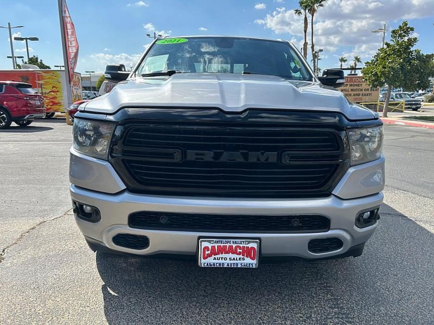 2021 SILVER Ram 1500 2WD (1C6RREFT7MN) with an 8-Cyl 5.7 Liter engine, Automatic 8-Spd transmission, located at 412 Auto Vista Drive, Palmdale, CA, 93551, (661) 945-0620, 34.592636, -118.136681 - Photo#7