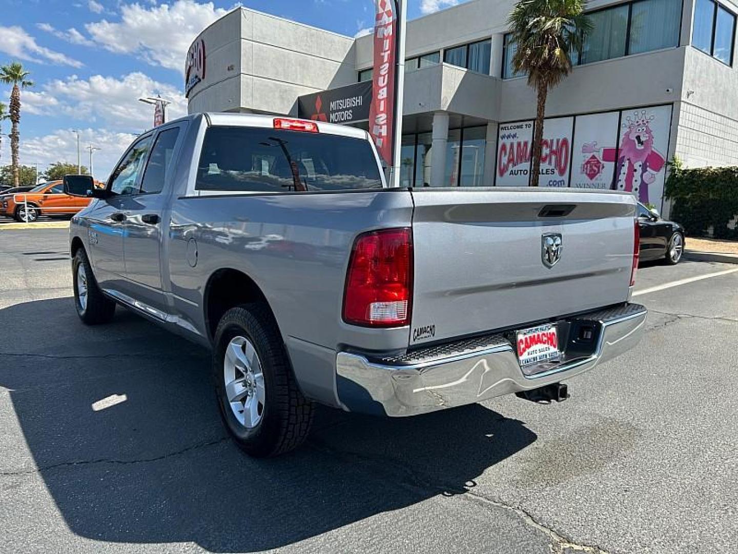 2019 SILVER Ram 1500 Classic 2WD (1C6RR6FG3KS) with an 6-Cyl 3.6 Liter engine, Automatic 8-Spd transmission, located at 412 Auto Vista Drive, Palmdale, CA, 93551, (661) 945-0620, 34.592636, -118.136681 - Photo#5