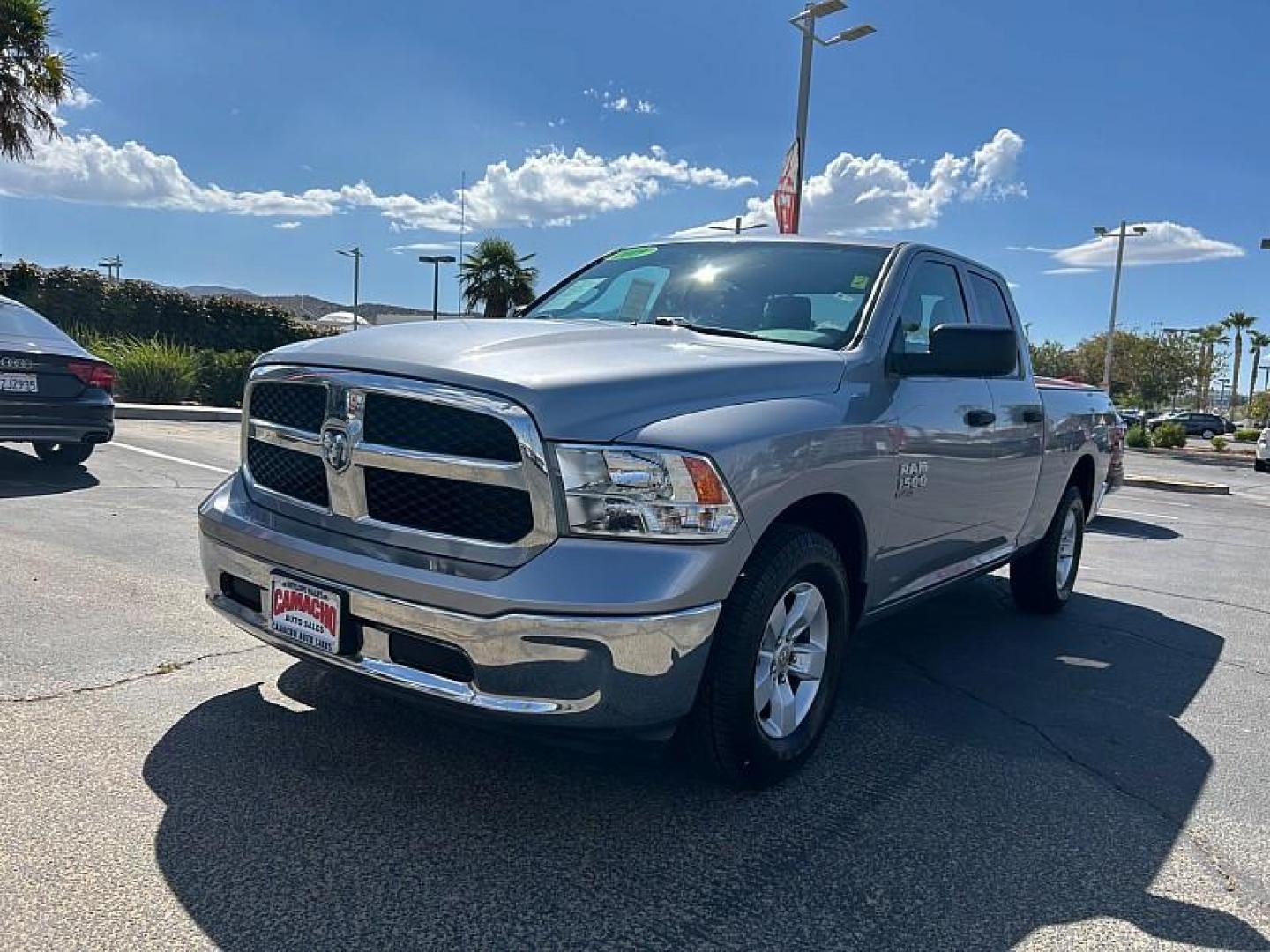 2019 SILVER Ram 1500 Classic 2WD (1C6RR6FG3KS) with an 6-Cyl 3.6 Liter engine, Automatic 8-Spd transmission, located at 412 Auto Vista Drive, Palmdale, CA, 93551, (661) 945-0620, 34.592636, -118.136681 - Photo#7