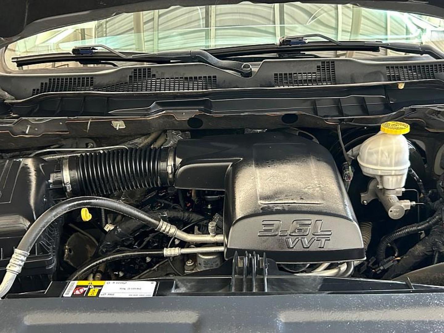 2019 SILVER Ram 1500 Classic 2WD (1C6RR6FG3KS) with an 6-Cyl 3.6 Liter engine, Automatic 8-Spd transmission, located at 412 Auto Vista Drive, Palmdale, CA, 93551, (661) 945-0620, 34.592636, -118.136681 - Photo#24