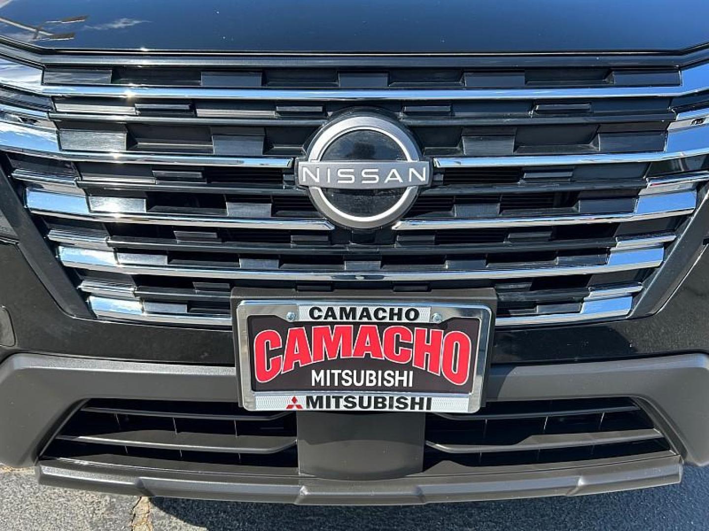 2024 BLACK Nissan Rogue (5N1BT3BAXRC) with an 3-Cyl Turbo 1.5 Liter engine, Automatic CVT transmission, located at 412 Auto Vista Drive, Palmdale, CA, 93551, (661) 945-0620, 34.592636, -118.136681 - Photo#4