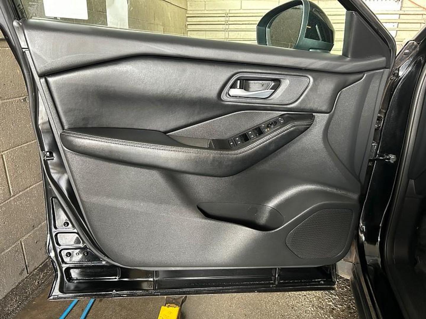 2024 BLACK Nissan Rogue (5N1BT3BA3RC) with an 3-Cyl Turbo 1.5 Liter engine, Automatic CVT transmission, located at 412 Auto Vista Drive, Palmdale, CA, 93551, (661) 945-0620, 34.592636, -118.136681 - Photo#16