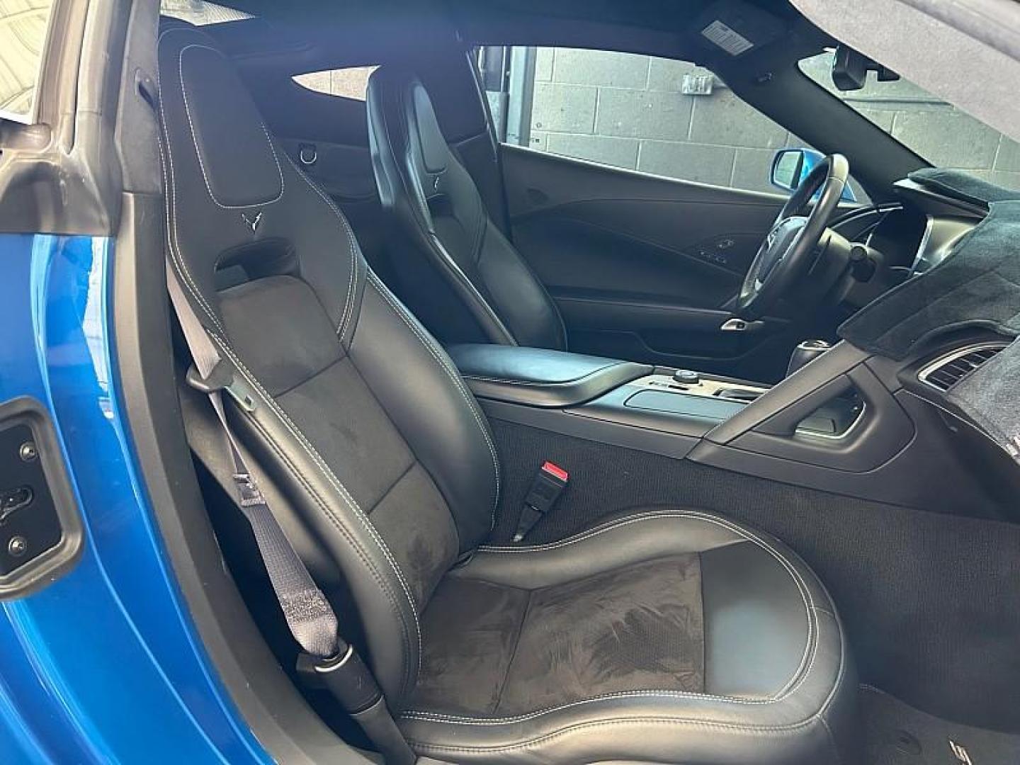 2015 BLUE Chevrolet Corvette (1G1YM2D78F5) with an V8 6.2 Liter engine, located at 412 Auto Vista Drive, Palmdale, CA, 93551, (661) 945-0620, 34.592636, -118.136681 - Photo#29