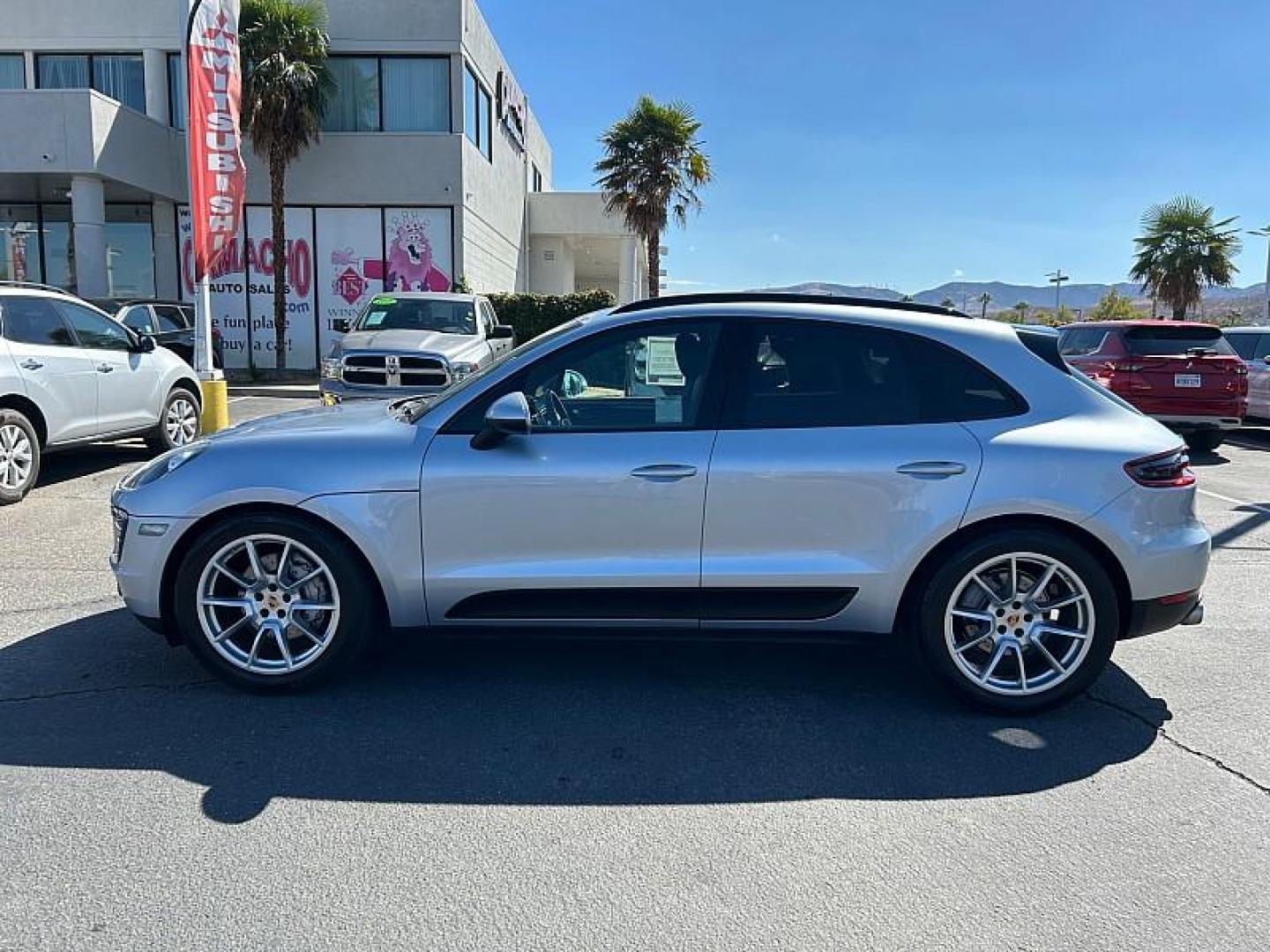 2018 SILVER Porsche Macan (WP1AB2A57JL) with an V6 Twin Turbo 3.0 Liter engine, Auto 7-Spd PDK Dbl-Cltch transmission, located at 412 Auto Vista Drive, Palmdale, CA, 93551, (661) 945-0620, 34.592636, -118.136681 - Photo#7